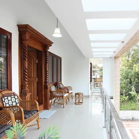 Periyar Villa Home Stay - Thekkady Exterior photo