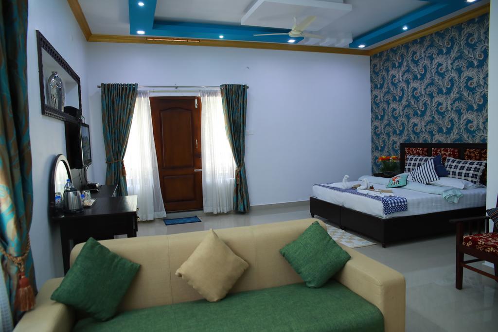 Periyar - *