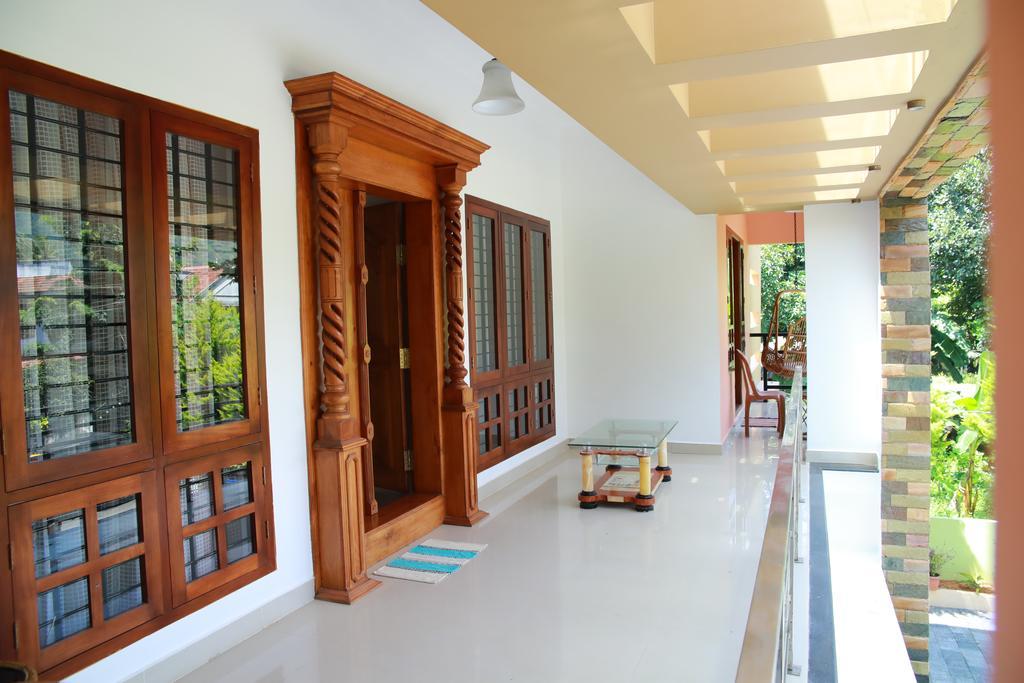 Homestay Periyar - *